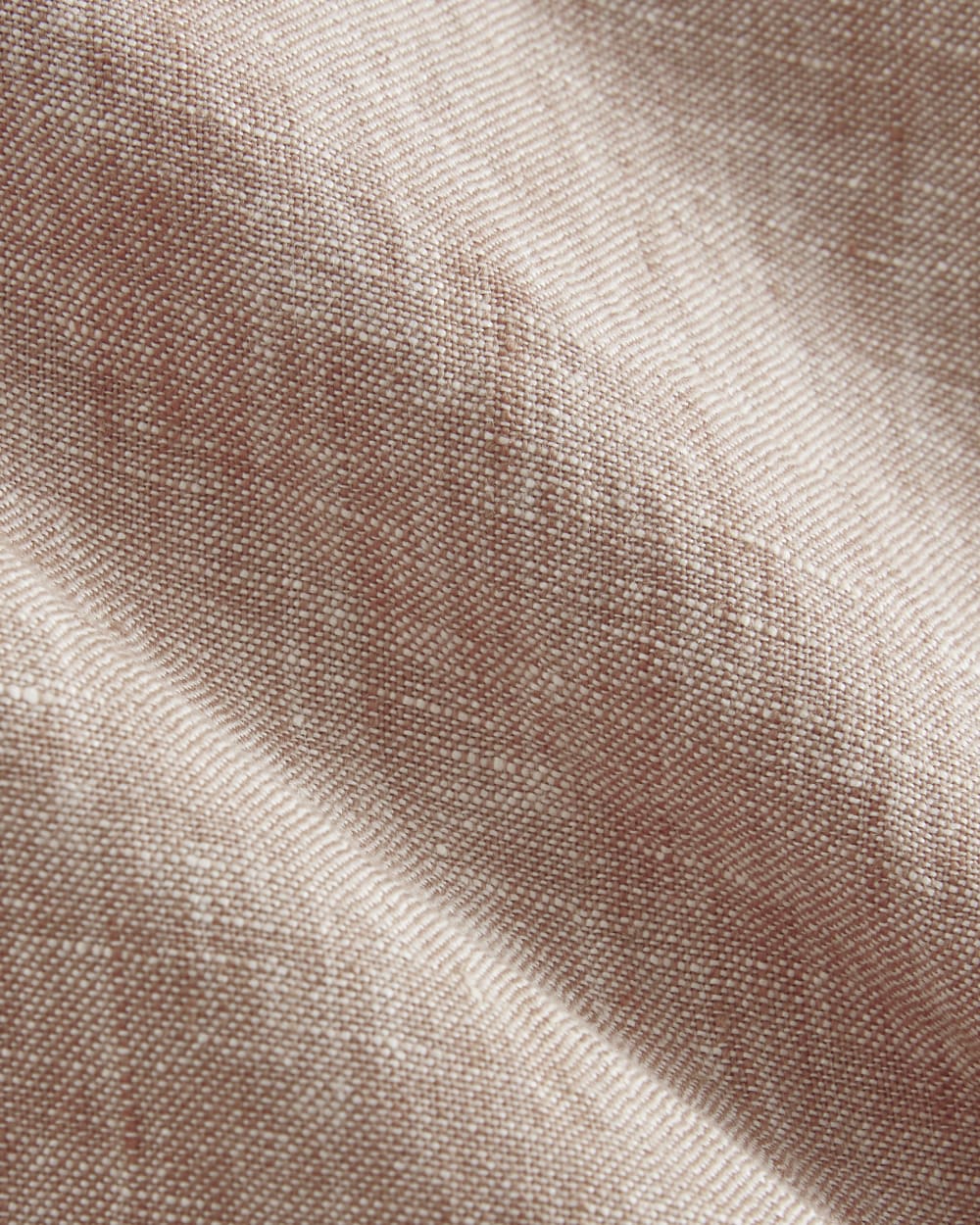 The Classic Short-Sleeve Shirt in Linen | Burlwood Chambray - Image 6