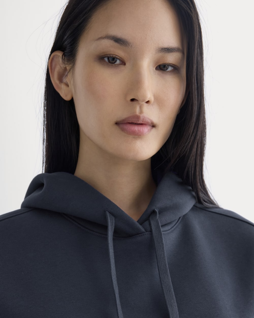 Cropped Luxe Fleece Hoodie | Navy - Image 4