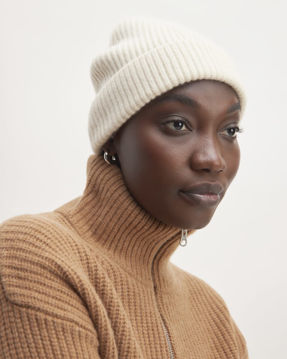 The Cashmere Fine Rib Beanie | Bone - Image 5