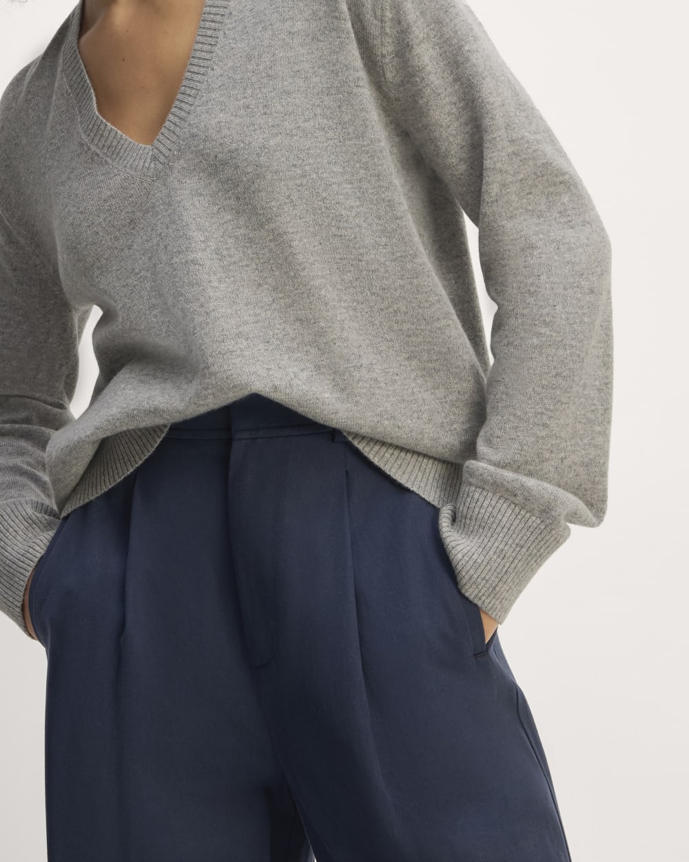 The Classic V in Cashmere | Light Heather Grey - Image 5