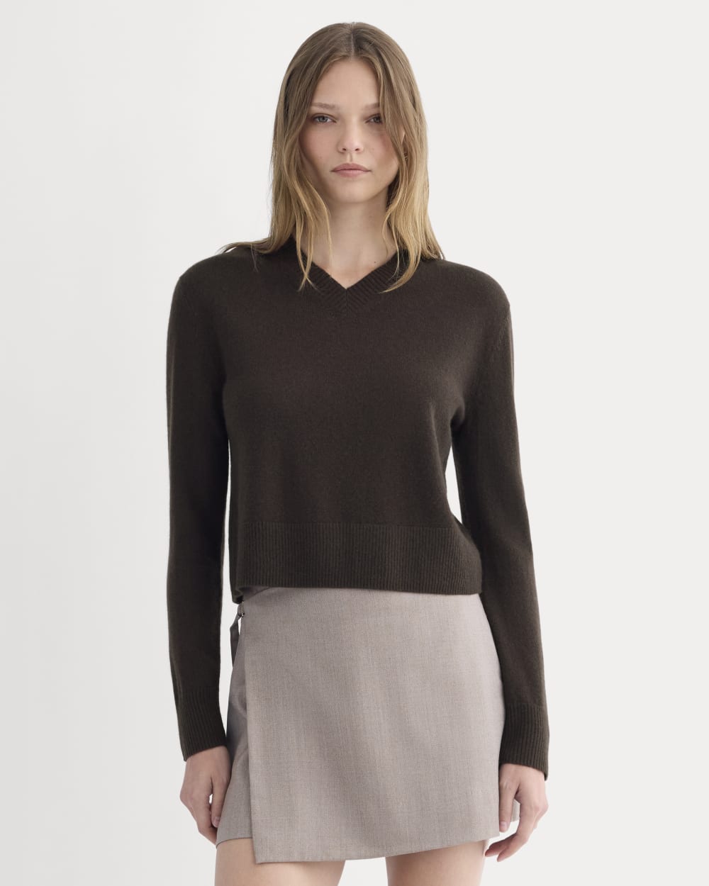 Cashmere Cropped High-V Sweater | Dark Chocolate