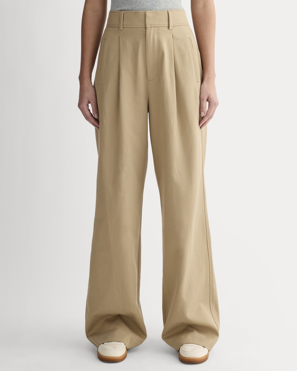 The Draper Pleated Pant in Buttersmooth | Ash Brown | 32 Inseam - Image 3