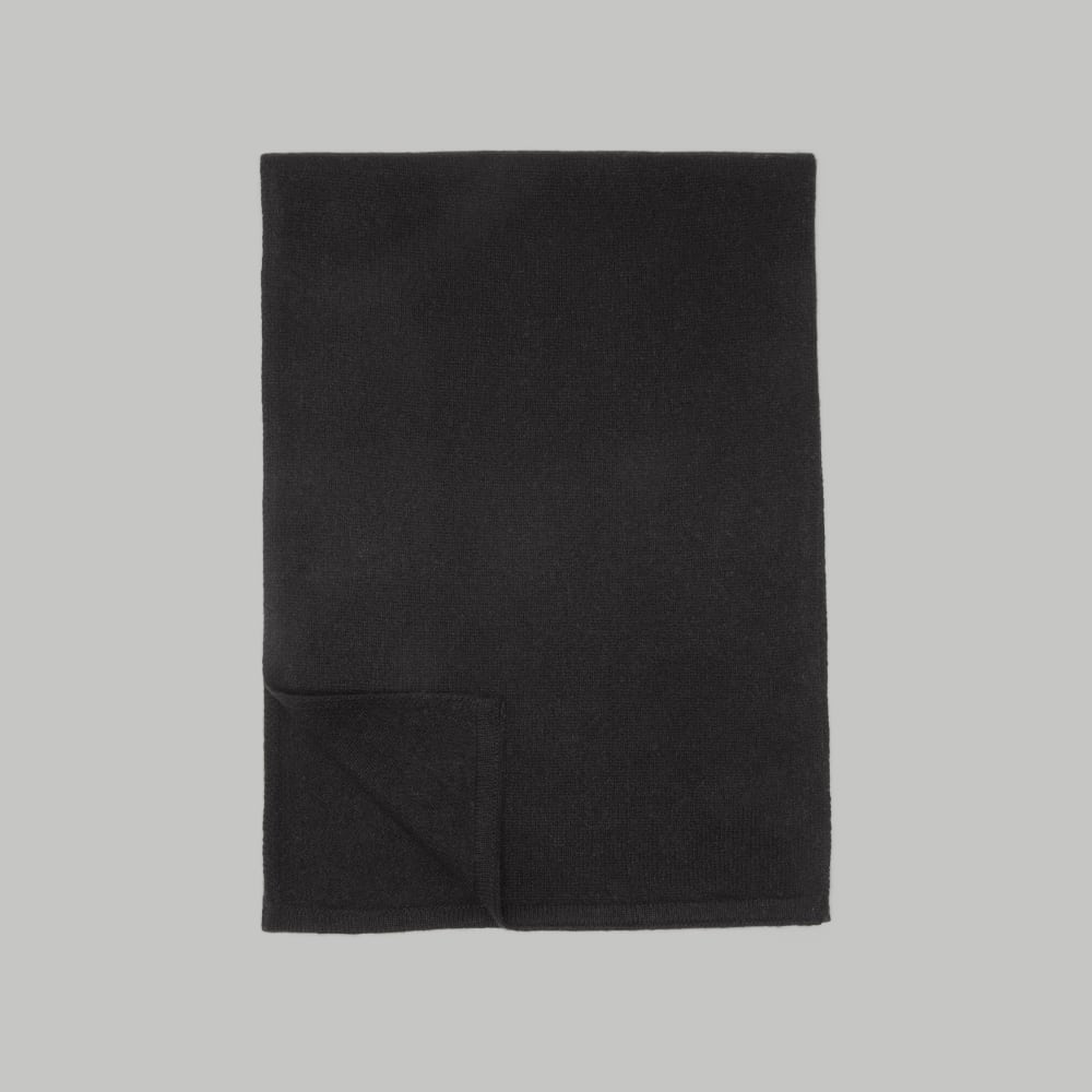 The Cashmere Scarf | Black - Image 2
