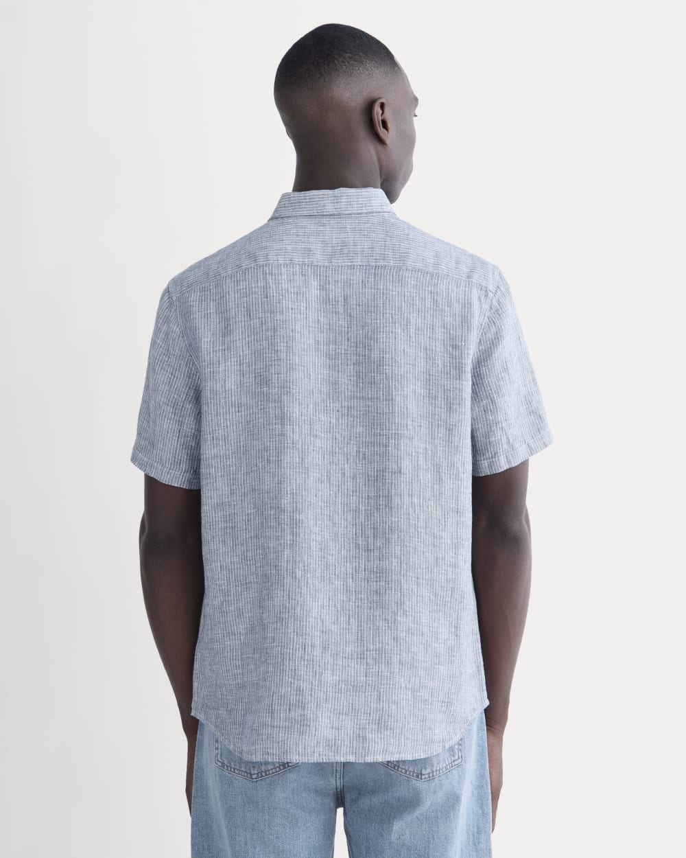 The Classic Short-Sleeve Shirt in Linen | White / Blue - Image 5