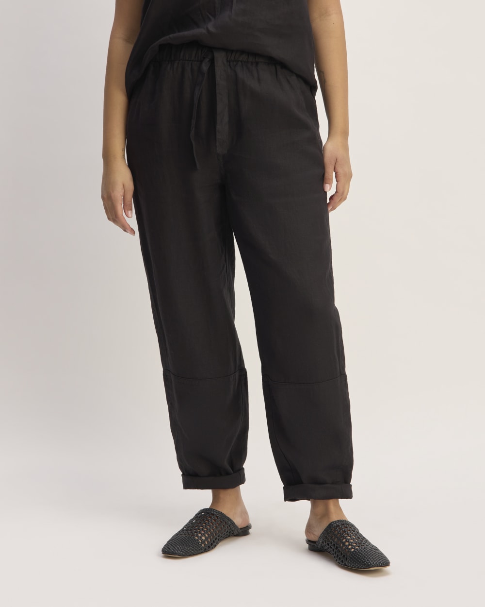 The Linen Pull-On Barrel Pant | Black - Image 3
