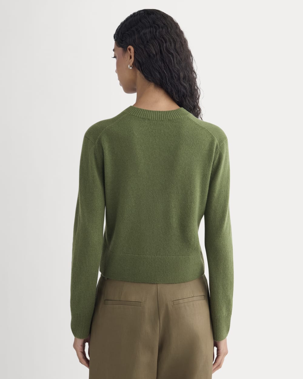 Cashmere Cropped High-V Sweater | Forest Green - Image 5