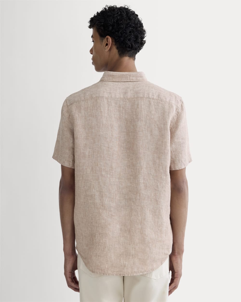 The Classic Short-Sleeve Shirt in Linen | Burlwood Chambray - Image 5