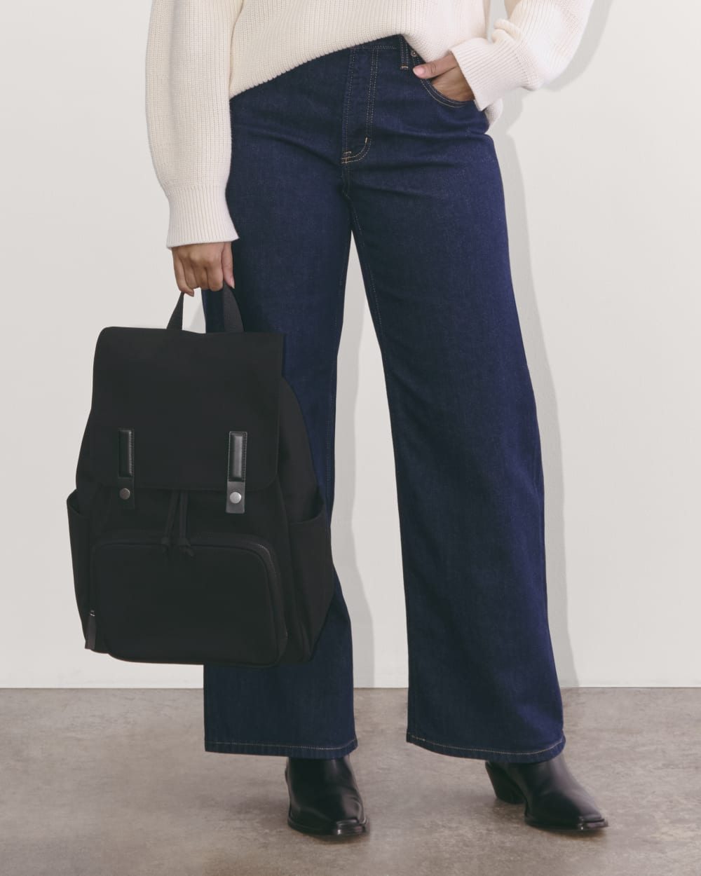 The Canvas Backpack | Black - Image 7