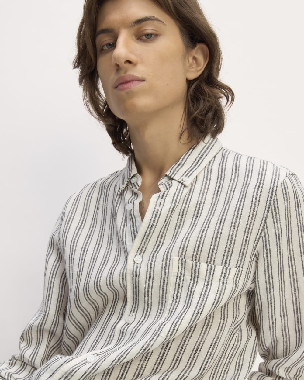 The Classic Shirt in Linen | Bone / Black - Image 4