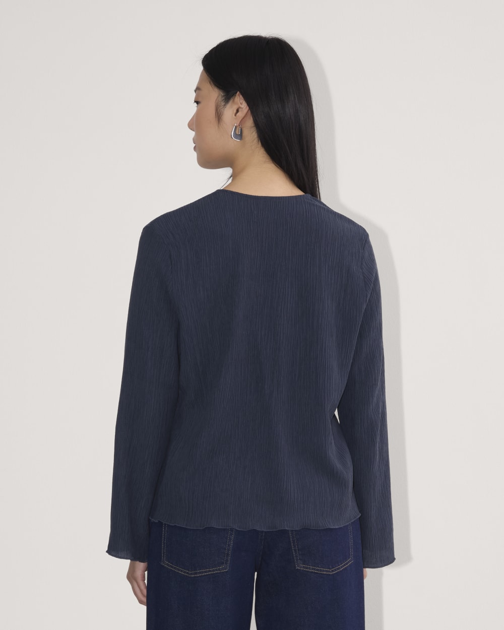 The Crinkle Long-Sleeve | Navy - Image 5