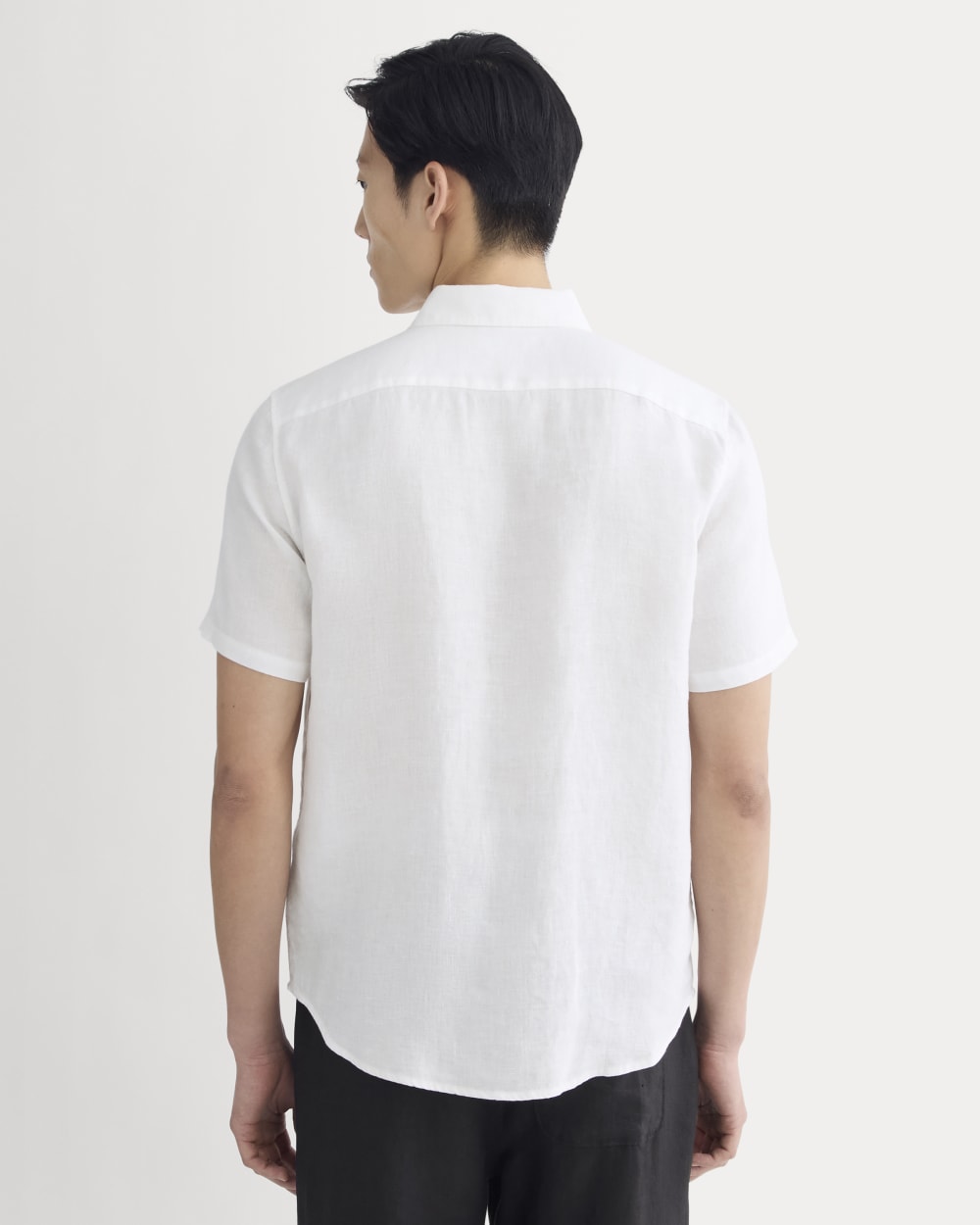 The Classic Short-Sleeve Shirt in Linen | White - Image 5