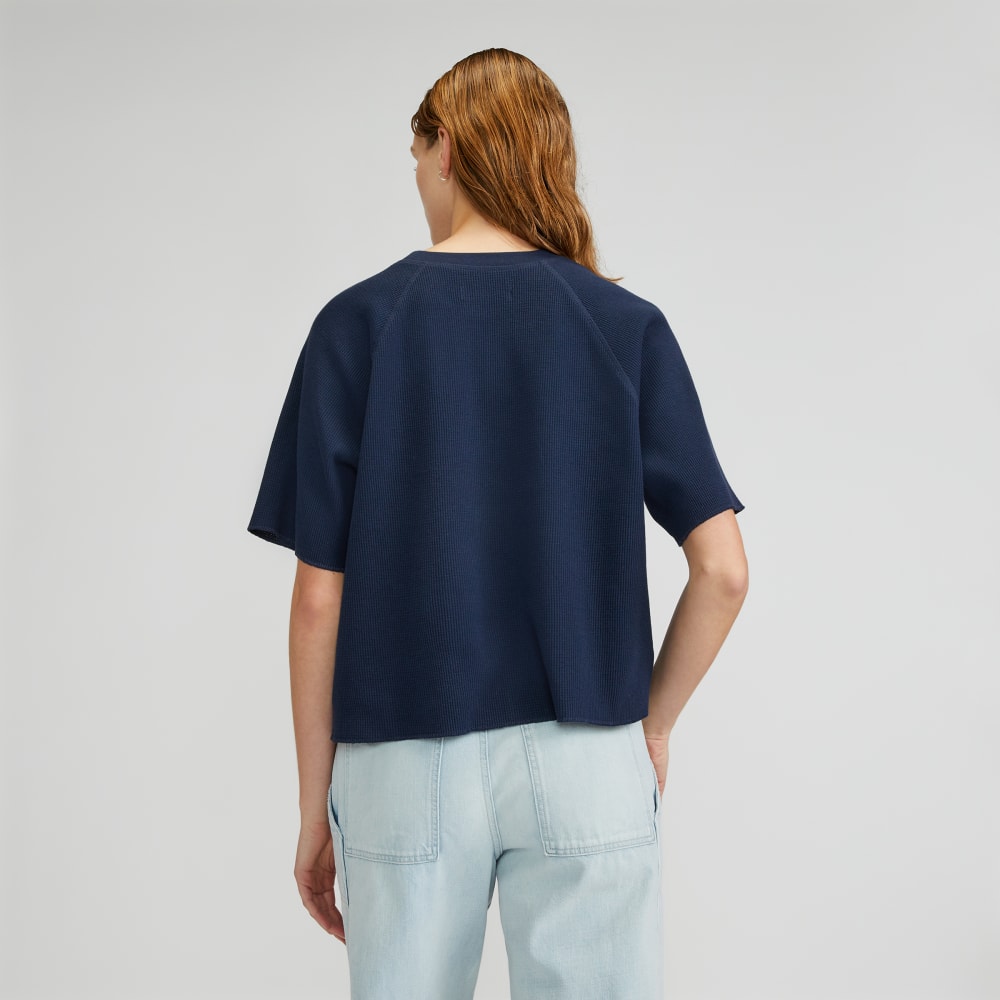 The Organic Cotton Waffle Raglan Tee | Navy - Image 3