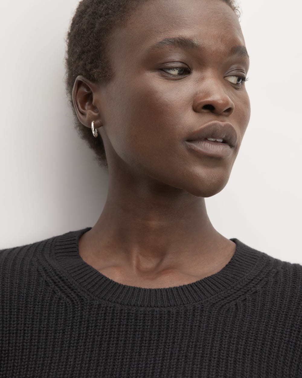 The Organic Cotton Slim Crew Sweater | Black - Image 4