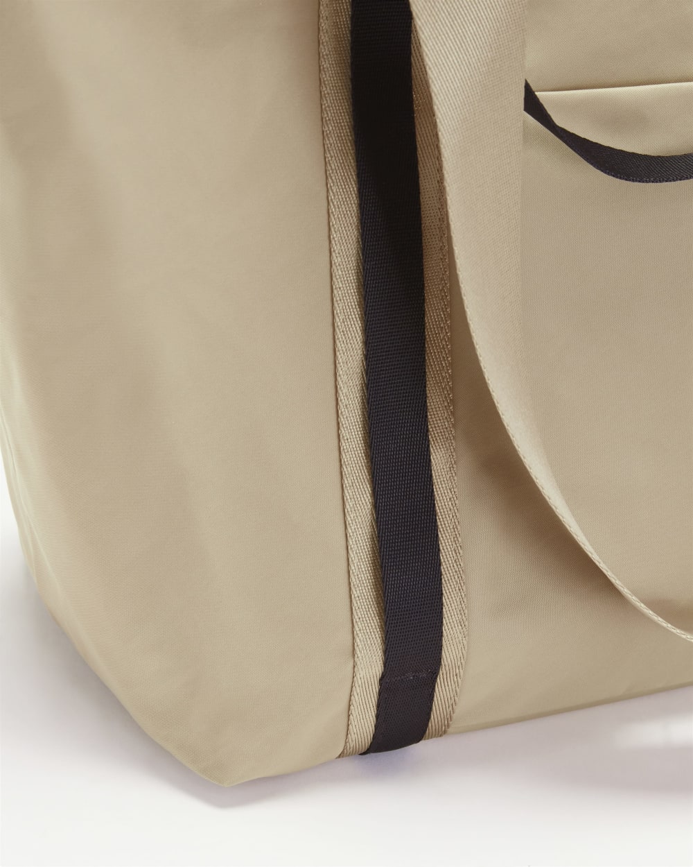 The Recycled Nylon Tote | Khaki - Image 7