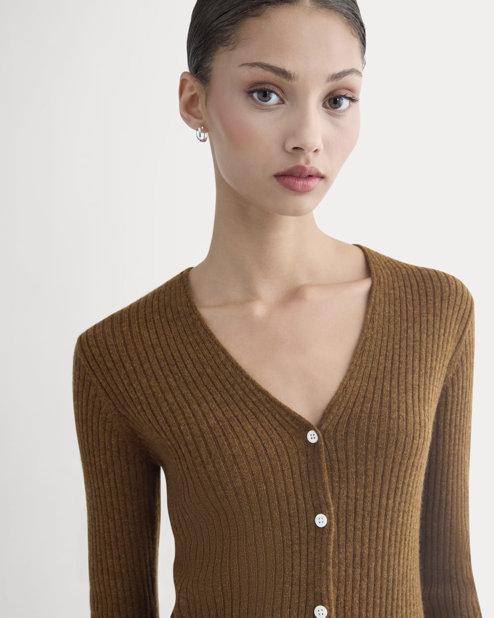 Cashmere Ribbed V-Neck Cardigan | Heathered Toffee - Image 4