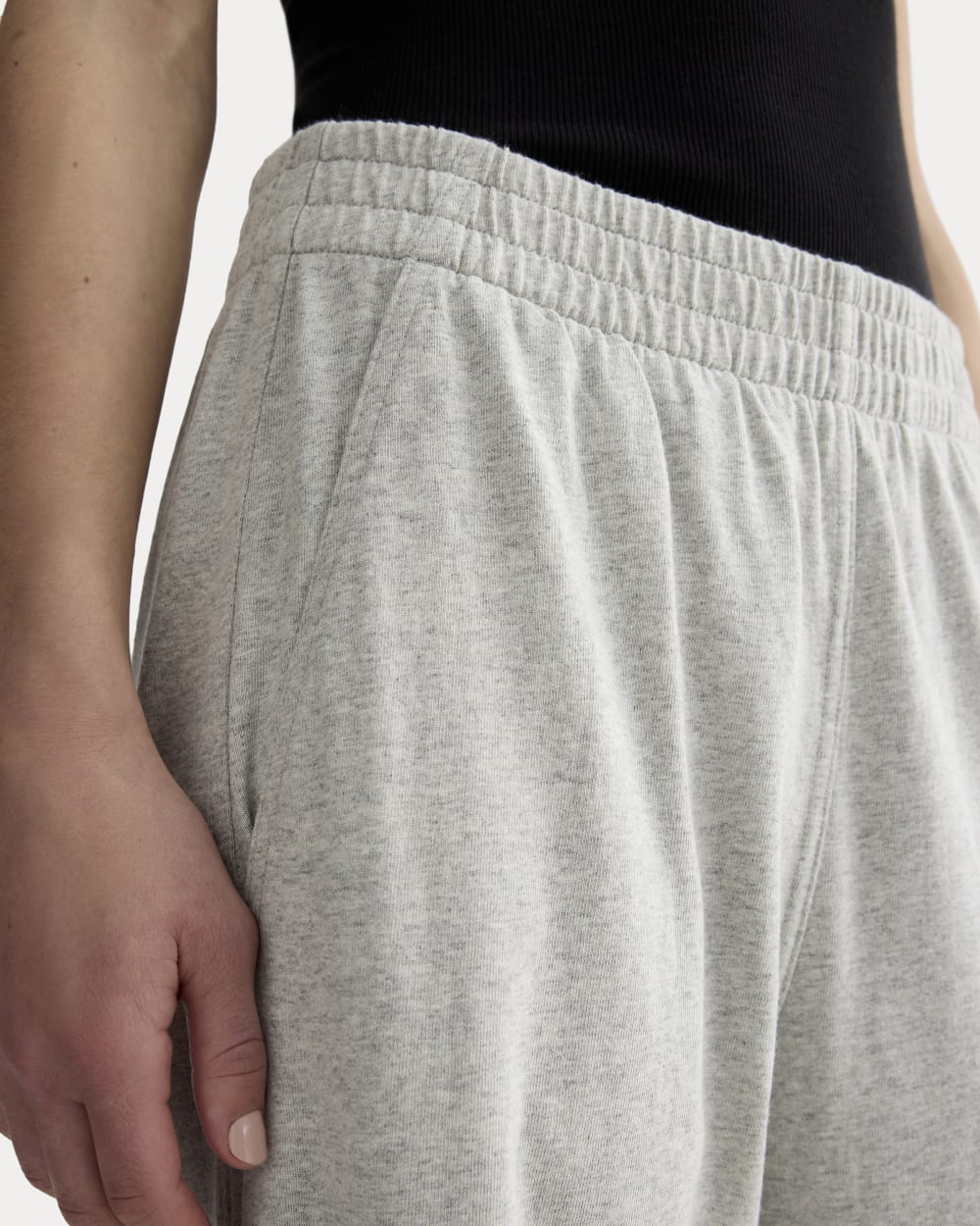 The Off-Duty Barrel Pant | Pale Heather Grey - Image 4