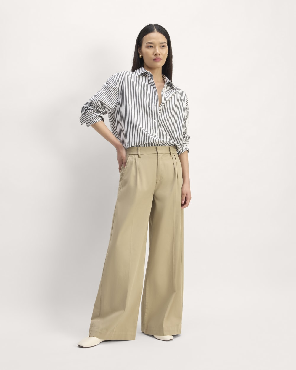 The Pleated Wide-Leg Chino | Trench Coat Khaki