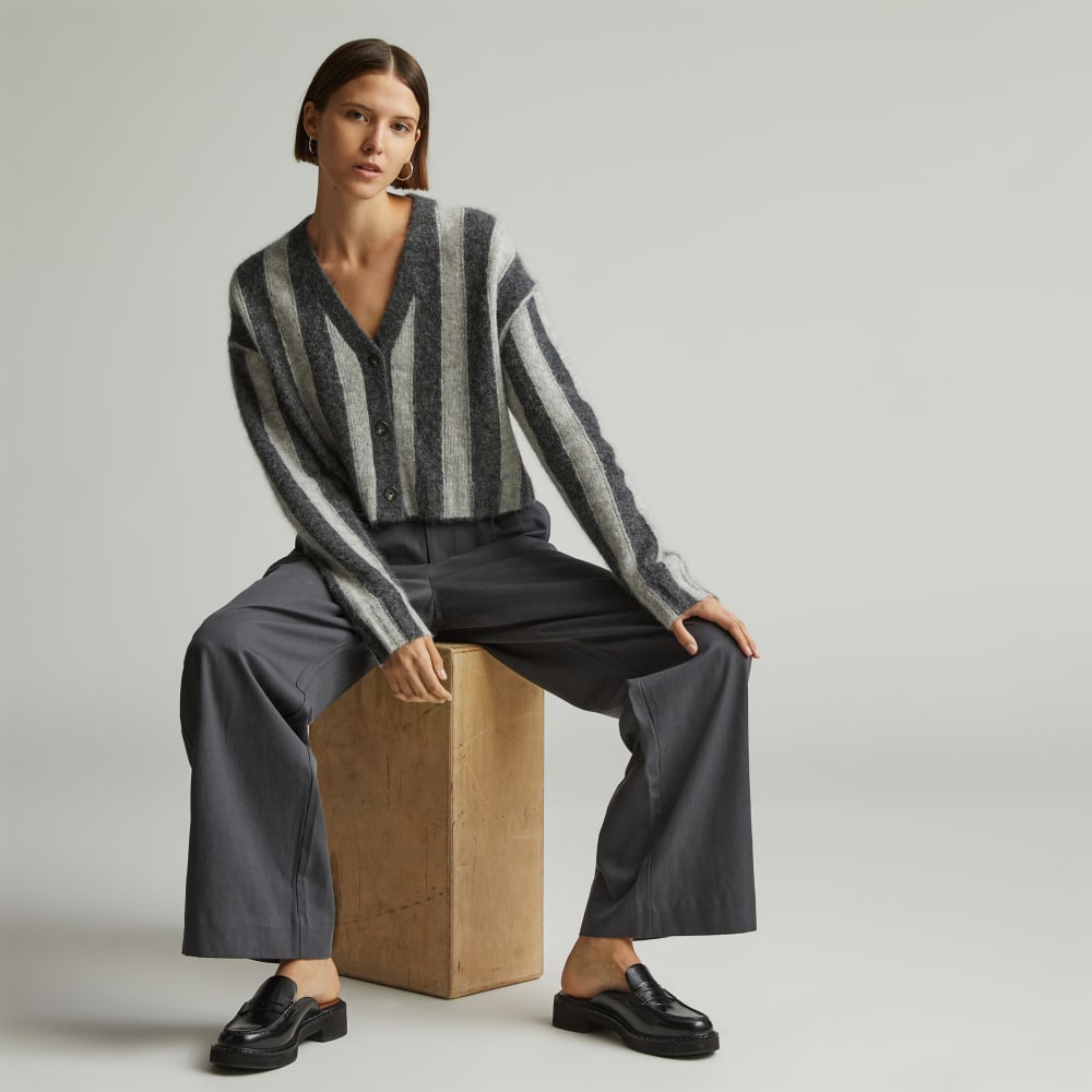 The Alpaca V-Neck Cropped Cardigan | Light Heather Grey / Dark Charcoal - Image 5