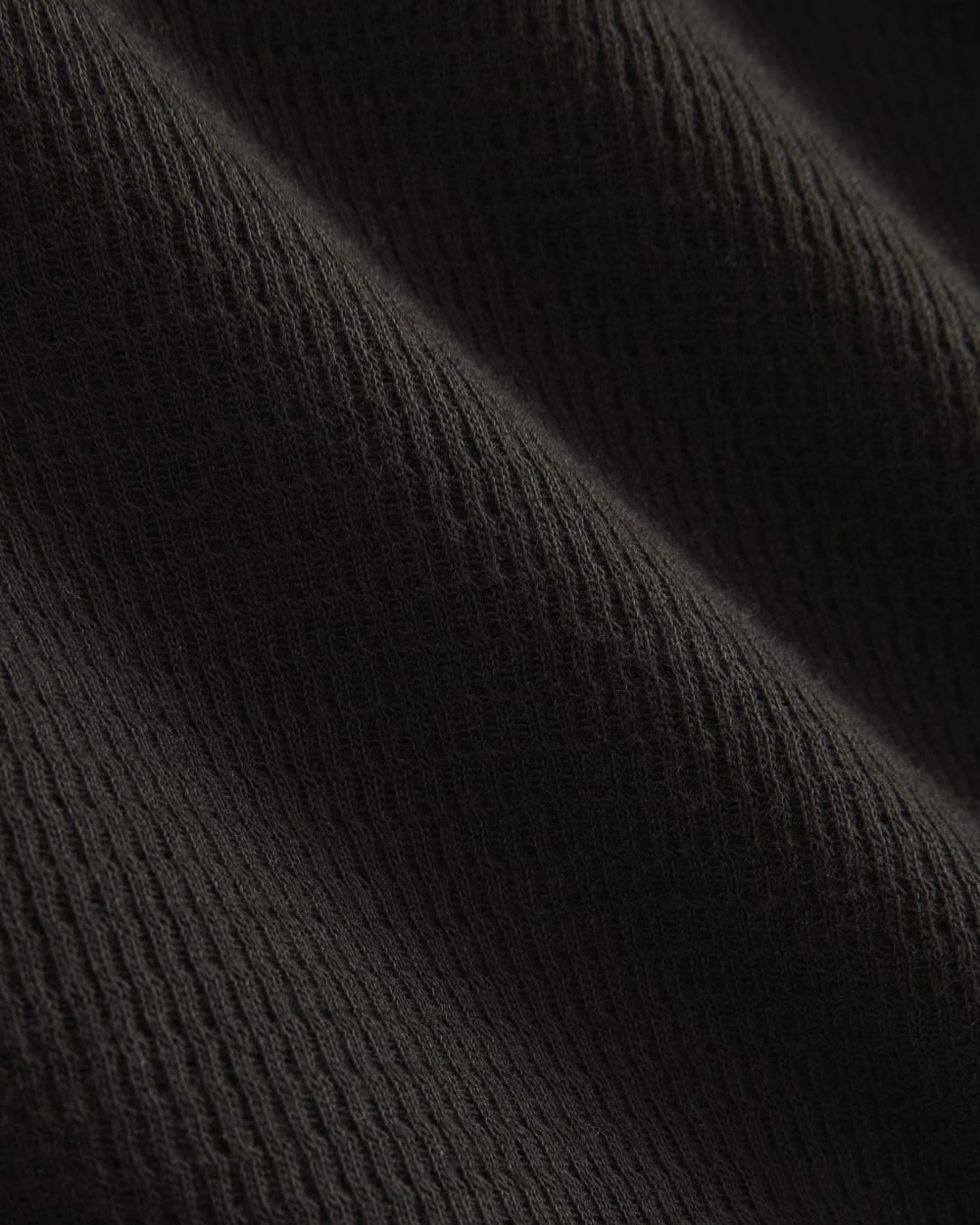 Thermal Crew in Cozy Waffle | Black - Image 2