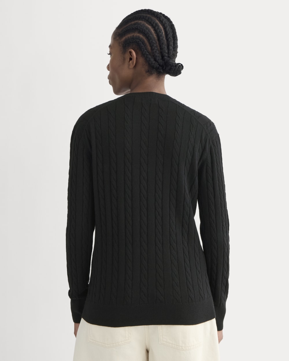 The Cable V-Neck in Cotton Cashmere | Black - Image 5