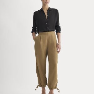 The Chino Jogger in Buttersoft | Aged Brass