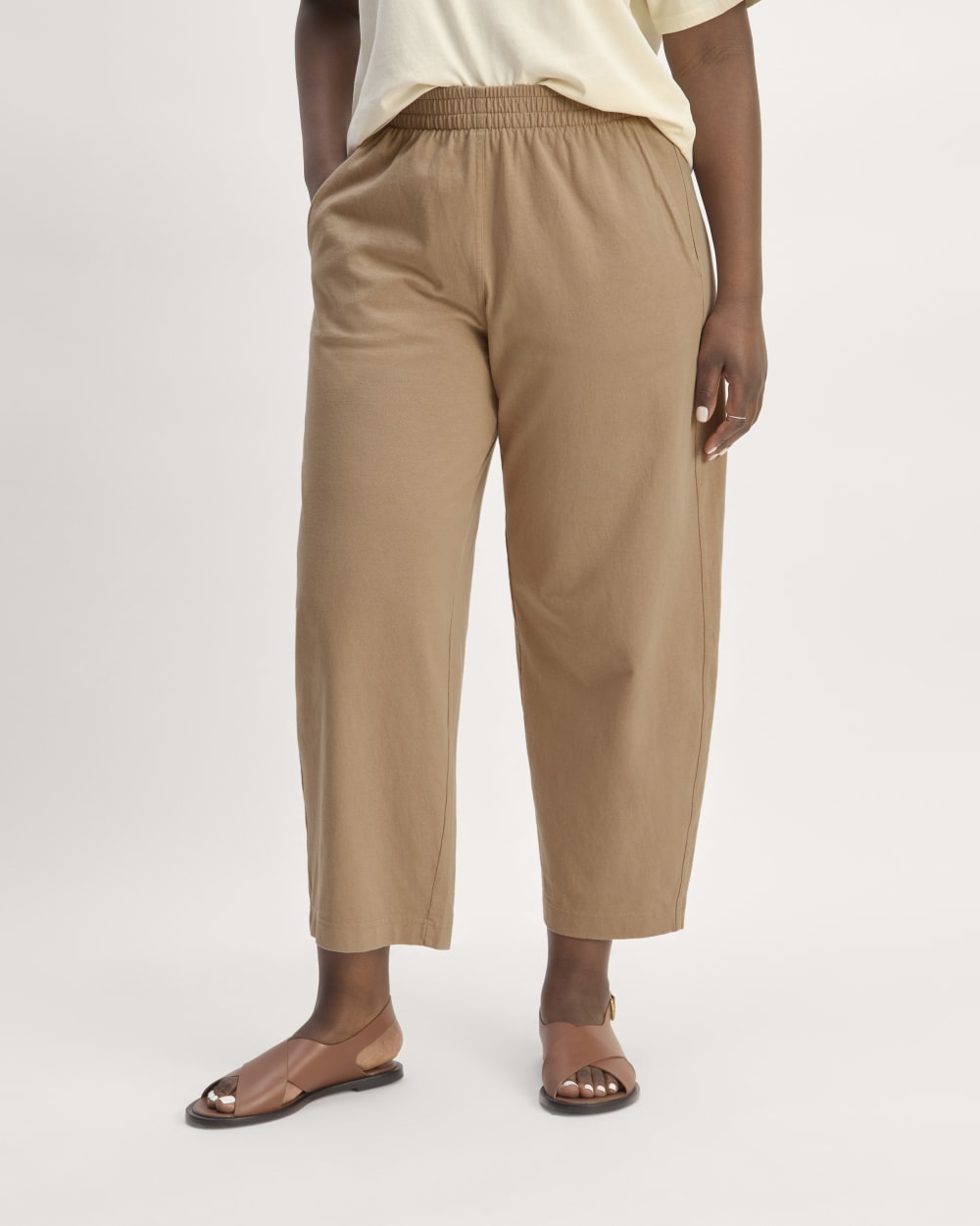 The Off-Duty Barrel Pant | Chanterelle - Image 3