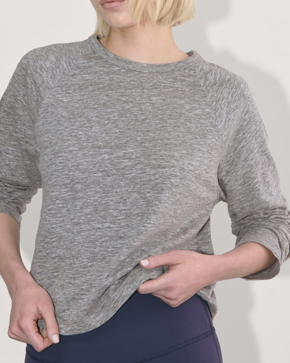 The Perform Crew Tee | Heathered Grey - Image 3